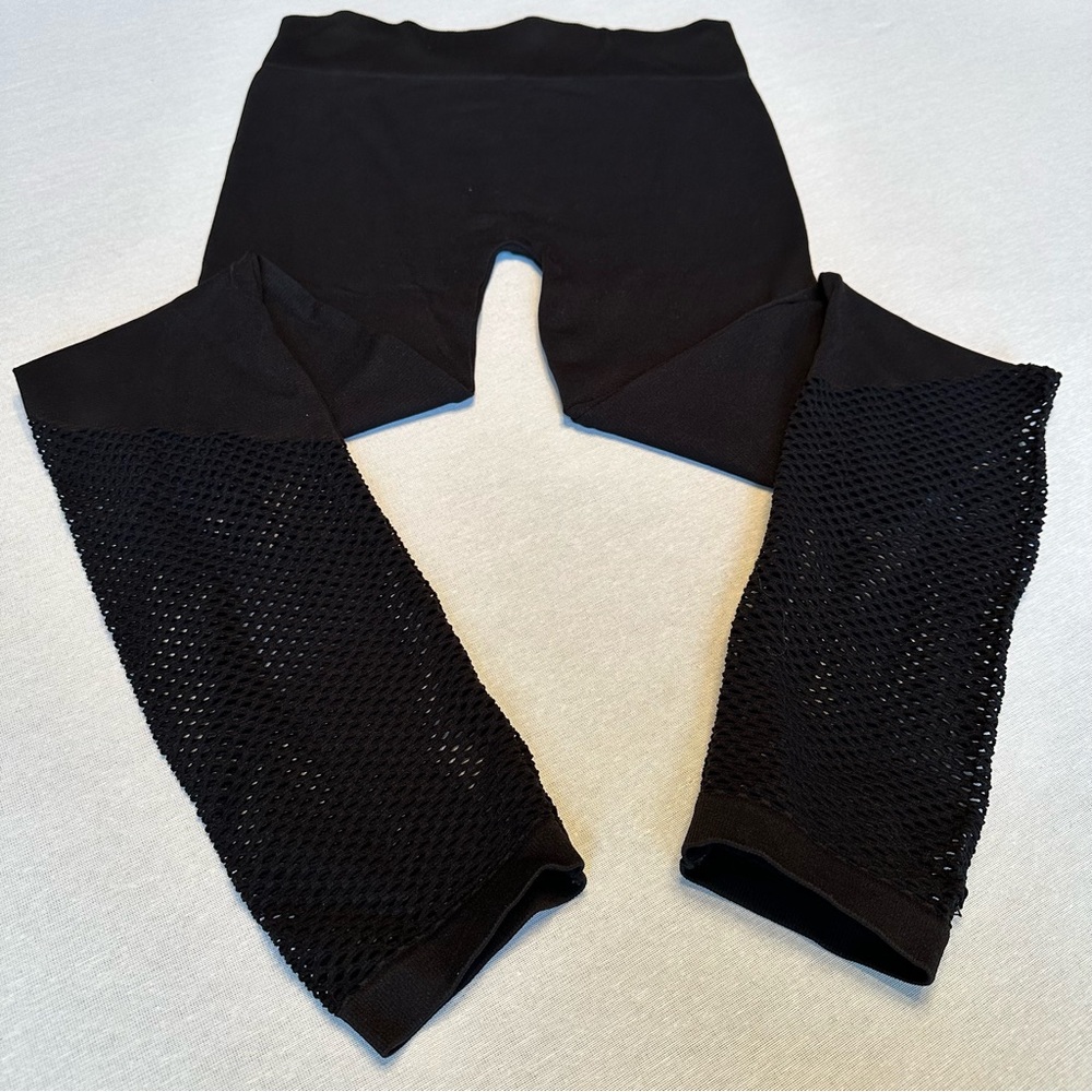 Xersion Nylon/Spandex With Mesh Calf Yoga or Under Long Shirt Leg …